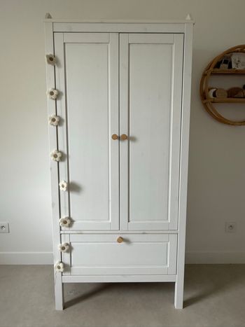 Armoire bébé IKEA sundvik
