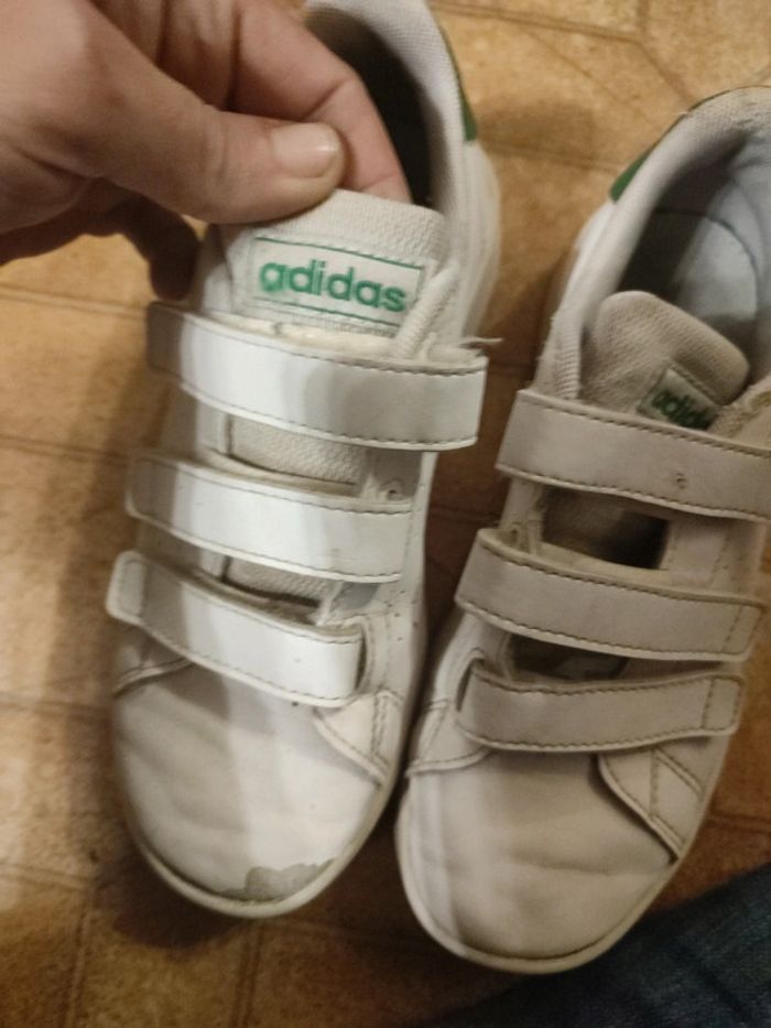 Basket adidas 32 - photo numéro 2