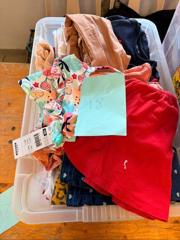 Lots vêtements filles 18mois