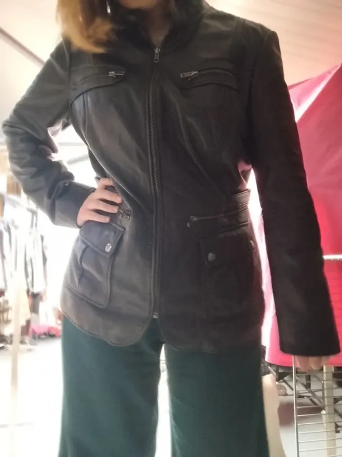 Veste en Cuir femme L > XXL parfait état - Cuir véritable très bonne qualité A269 - photo numéro 17