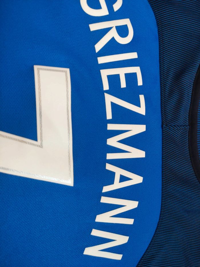 Maillot de foot Griezmann France, Nike Authentique Officiel taille enfant 13/15 ans, proche du Neuf - photo numéro 15