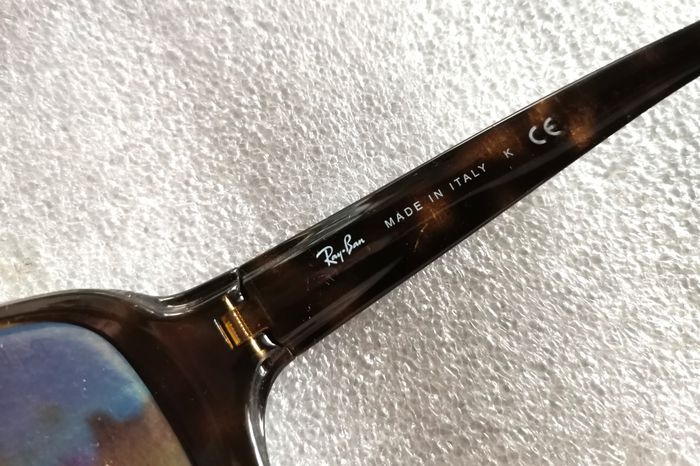 Lunettes de Soleil "Ray Ban" - photo numéro 5