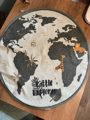 Tapis rond décoratif chambre enfant salle de jeux tbe thème savane Little explorer