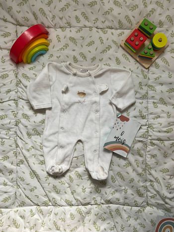 pyjama grenouillère en velours blanc ouverture devant 0/3 mois