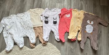 Lot de pyjamas 1 mois fille 
