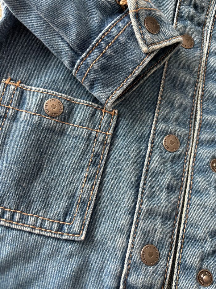 Veste en jean Minnie noir/doré DISNEY t.18m - photo numéro 3