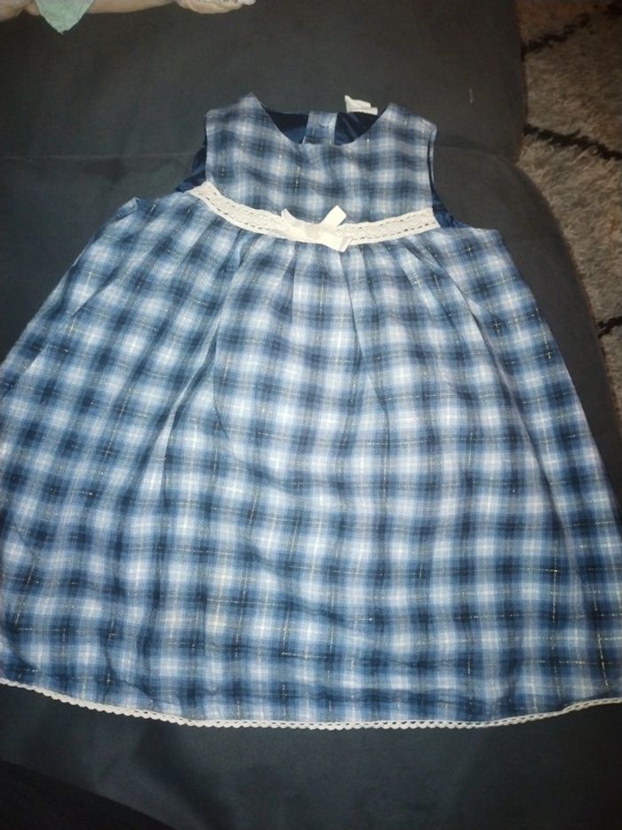 Jolie robe h&m 18/24 mois