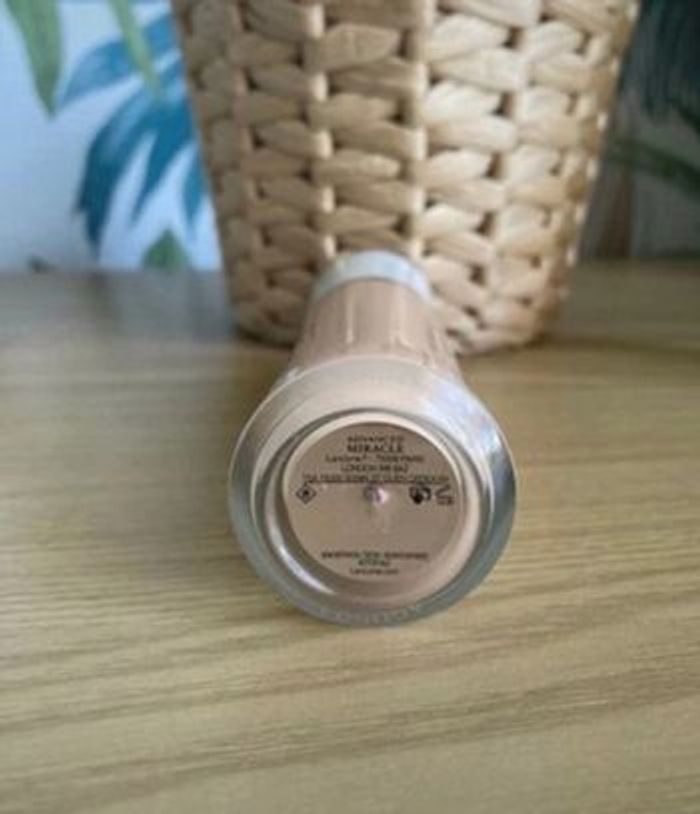 Fond de teint essence Miracle Lancôme - photo numéro 3