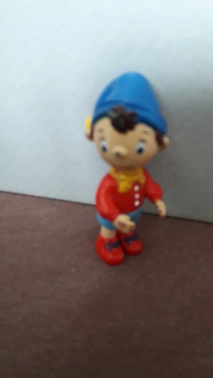 oui oui figurine