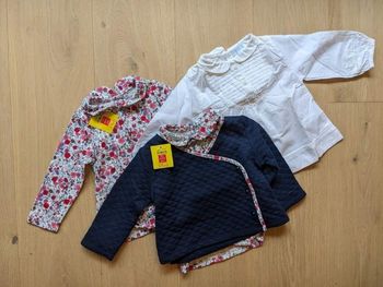 Deux chemises, un ensemble chemise/gilet