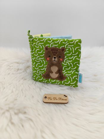 Livre Tissus Baby love Animaux Couleurs
