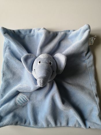 doudou éléphant