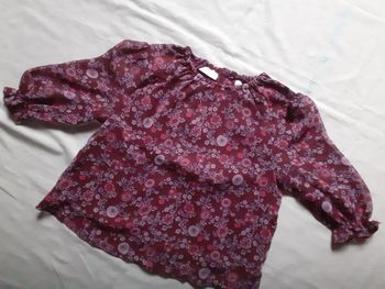 Blouse bordeaux fleurie
