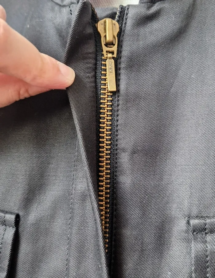 Veste noire - photo numéro 3