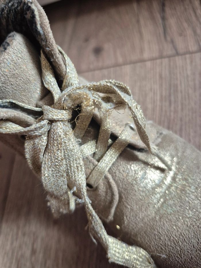 Chaussures montantes hiver dorées Nini & Girl Pointure 27 - photo numéro 9
