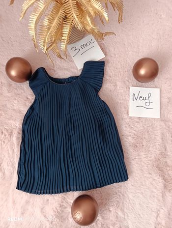 Robe chic , marine, magnifique