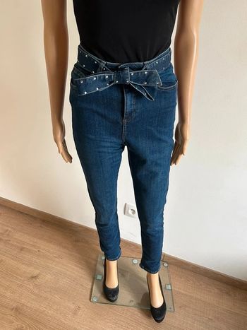 Jean bleu marine neuf avec strass Morgan taille 34 (valeur 65€) taille grand