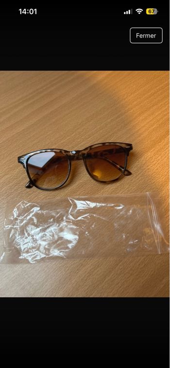 Lunette soleil 8€