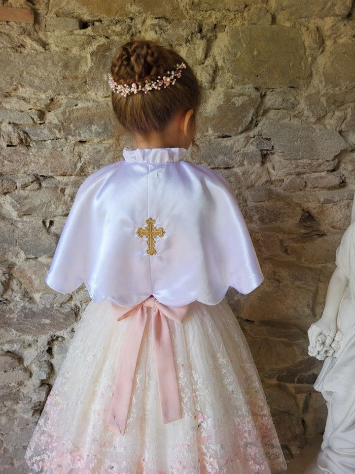 Cape de baptême personnalisée bébé fille - photo numéro 2