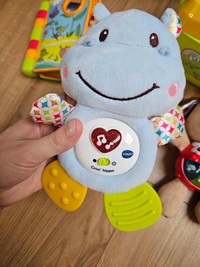 Lot jouets premier âge - photo numéro 4