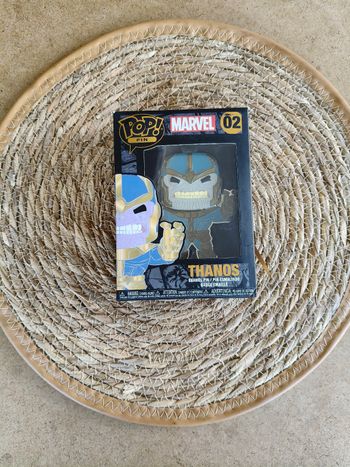 02 Pin's Thanos 
