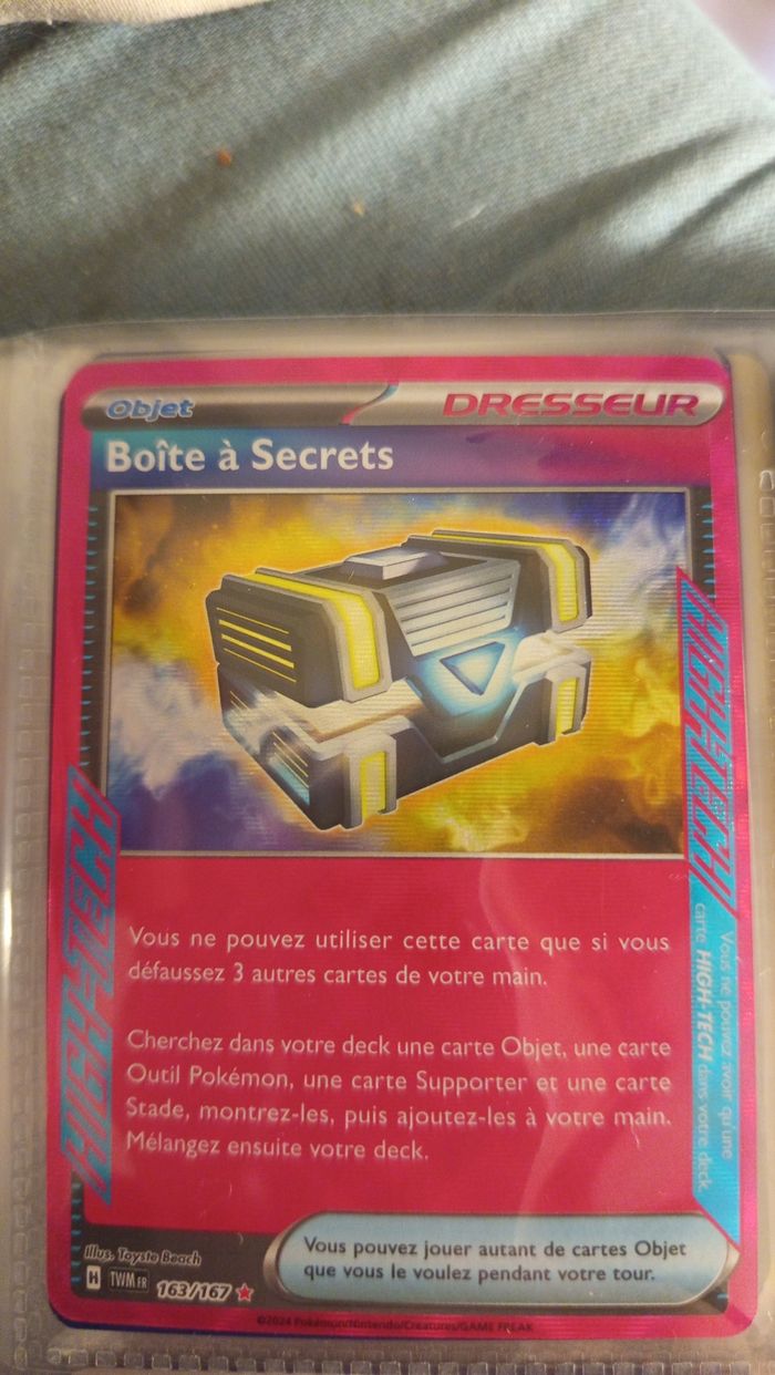 Carte pokémon boite a secret