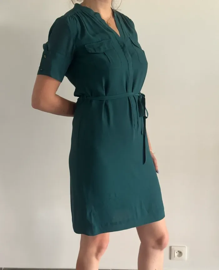 Robe verte à manches courtes 38 - photo numéro 3