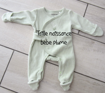 Grenouillere naissance bébé plume de coloris vert pastel