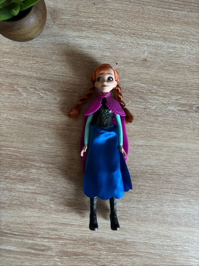 Poupée Anna de la reine des neiges - photo numéro 2