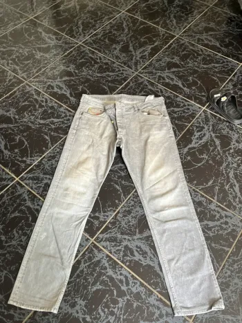 Jean diesel gris 48