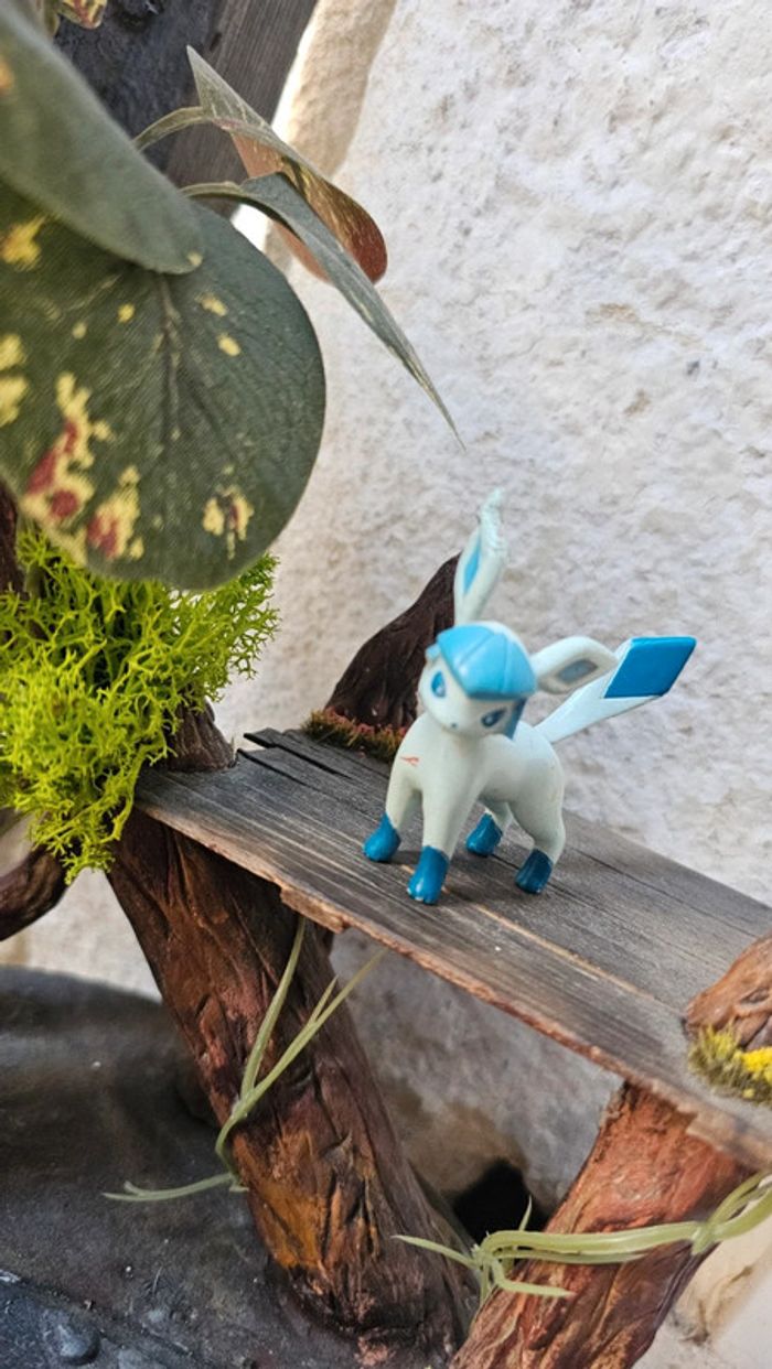 Super figurine Pokemon Nintendo tomy Givrali - photo numéro 3