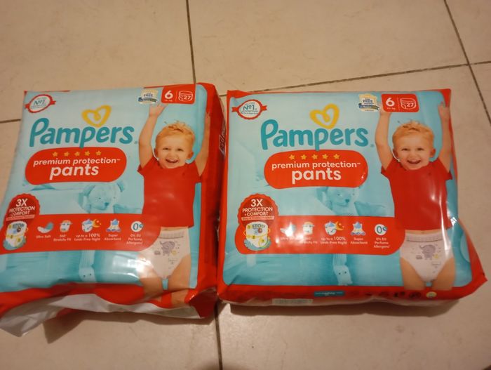 Lot de pants Pampers taille 6