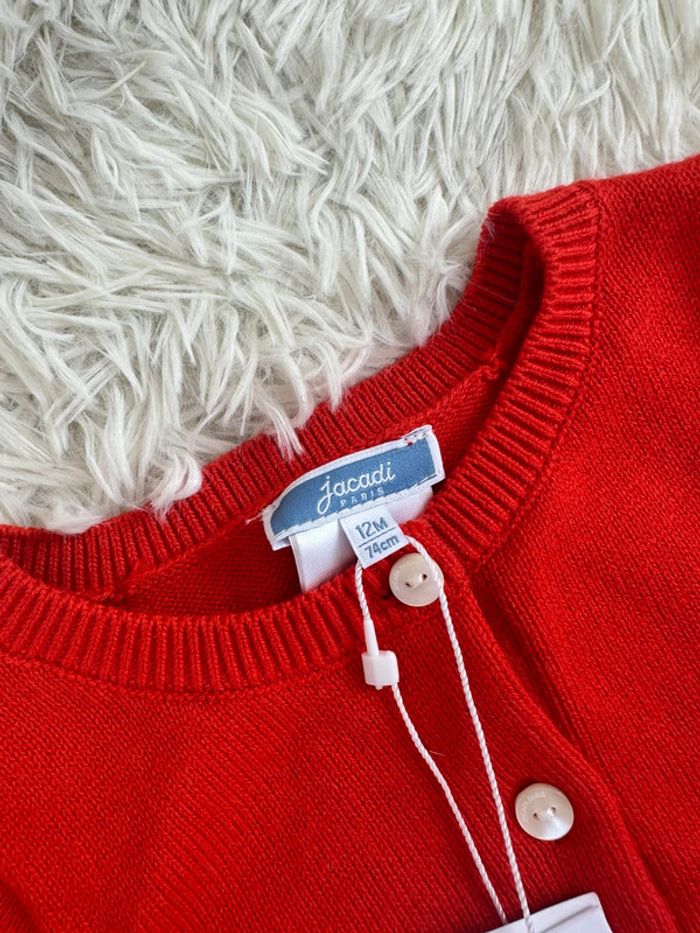 Cardigan rouge et cœur Jacadi taille 12 mois - photo numéro 3