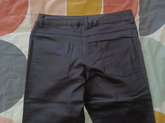 Pantalon noir - photo numéro 4