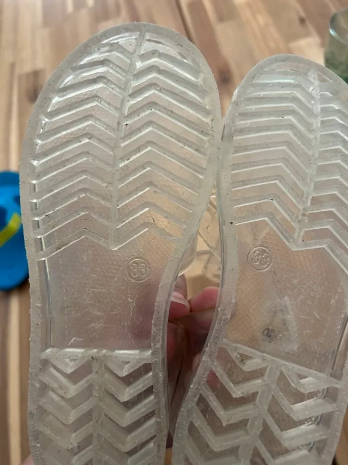 Chaussures méduses plage transparente 33 - photo numéro 2