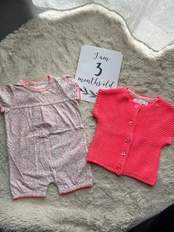 Combi short la redoute 3 mois et petit gilet kitchoun 1 mois