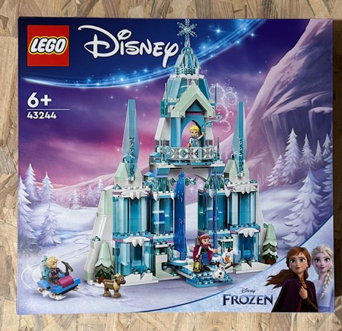 LEGO 43244 - Le palais de glace d'Elsa