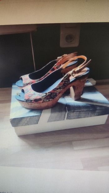 Nu pieds Liège Jean et imprimé Pépé jeans 38