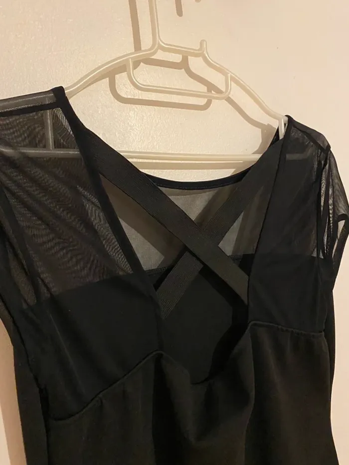 robe noire - photo numéro 3