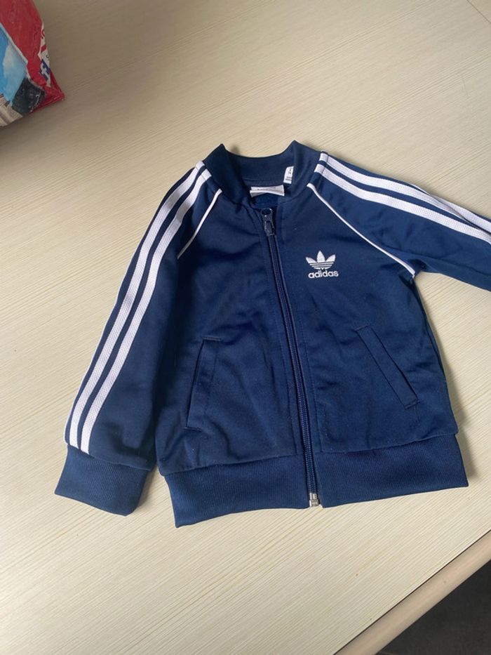 Très belle veste adidas - photo numéro 2