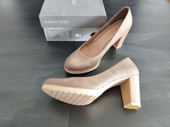 Chaussures à talons Marco Tozzi 39