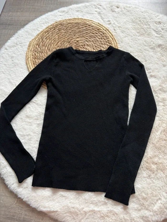 Pull noir