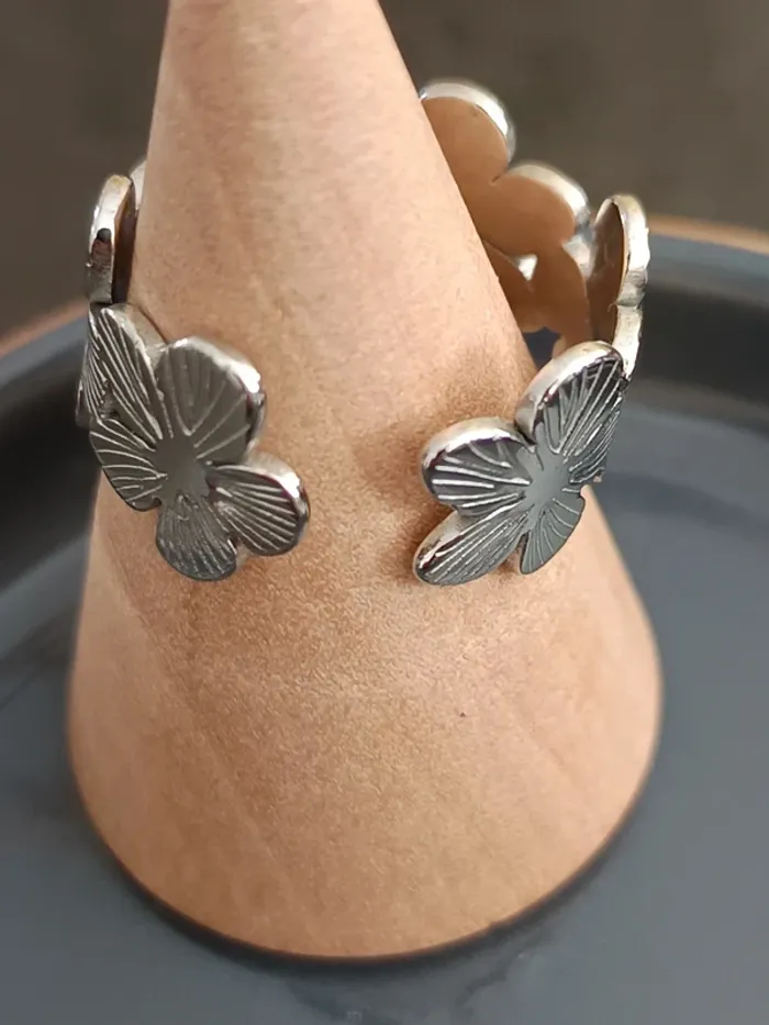 Bague fleur acier inoxydable - photo numéro 3