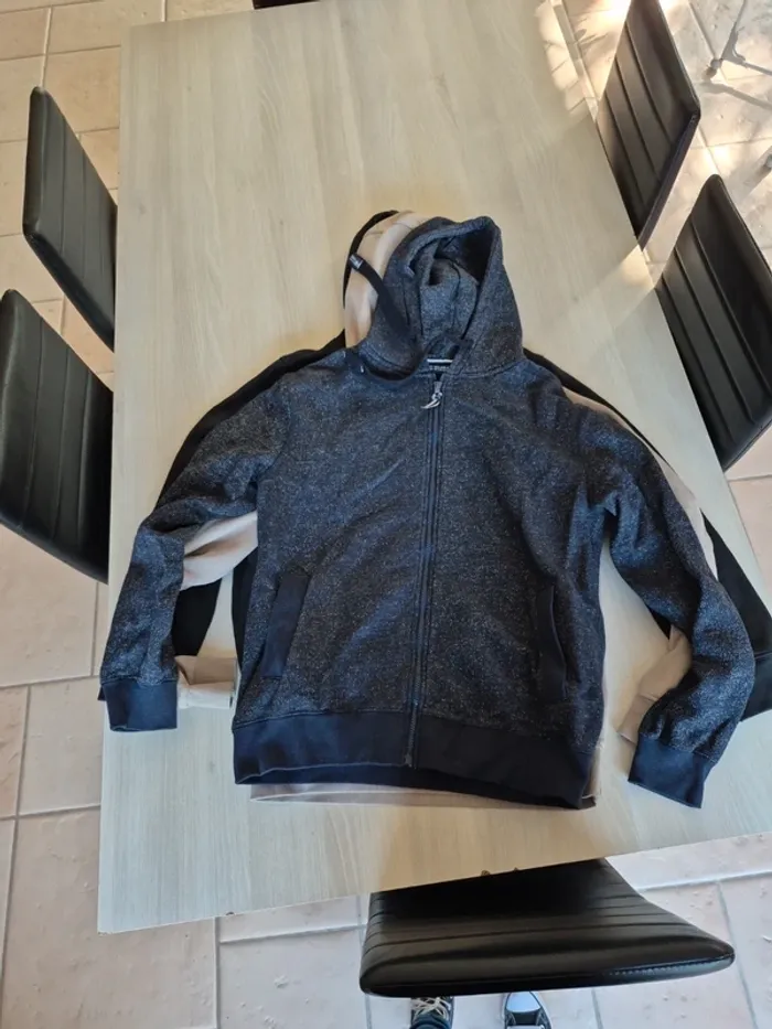 Vend lot pulls - photo numéro 4