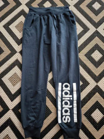 Jogging noir – Taille M