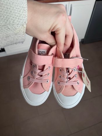 Chaussure  levis taille 30 fille 