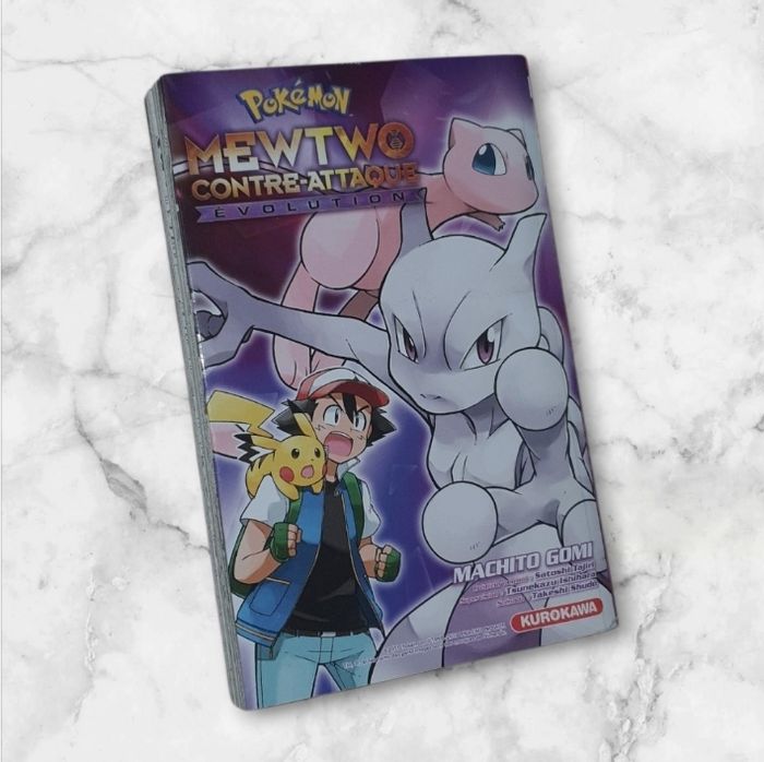 Livre pokemon mewtwo contre attaque