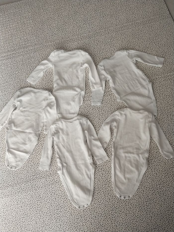 Lot 5 bodies bébé manches longues C&A - photo numéro 4