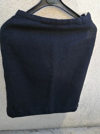 Jupe noire droite en laine