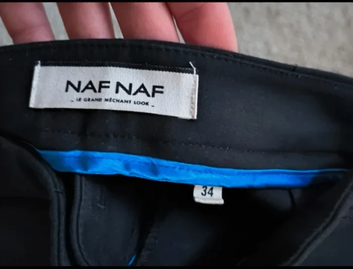 Pantalon de costume/ à pli noir (7/8 forme flare) - photo numéro 2